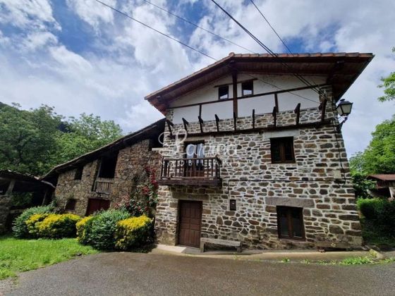 Foto 1 de Casa en venda a Zeanuri de 3 habitacions amb balcó