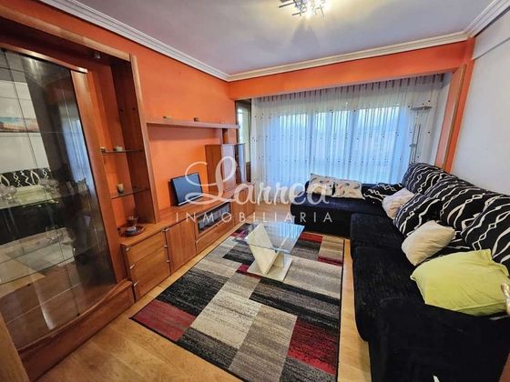 Foto 2 de Pis en venda a Amorebieta-Etxano de 3 habitacions amb terrassa i balcó