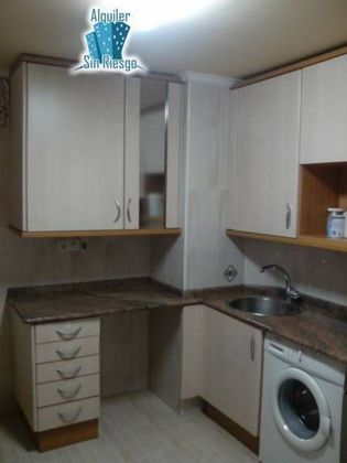 Foto 2 de Piso en venta en Ribera Baja/Erribera Beitia de 2 habitaciones con garaje y calefacción