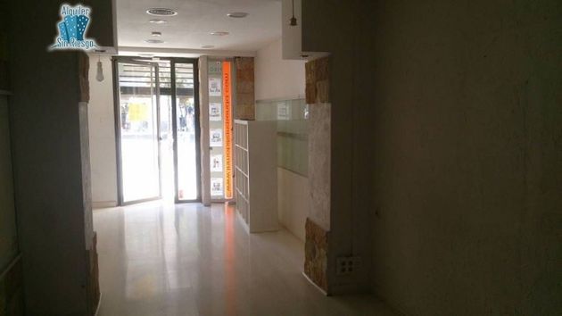 Foto 2 de Alquiler de local en Lovaina - Aranzabal de 75 m²