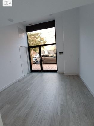 Foto 2 de Oficina en lloguer a Zabalgana - Ariznabarra de 35 m²