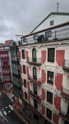 Foto 1 de Piso en venta en San Francisco de 6 habitaciones con balcón