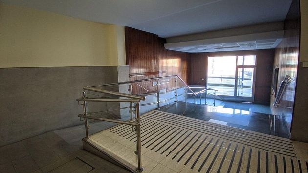 Foto 2 de Piso en venta en Basurtu de 2 habitaciones con terraza y calefacción
