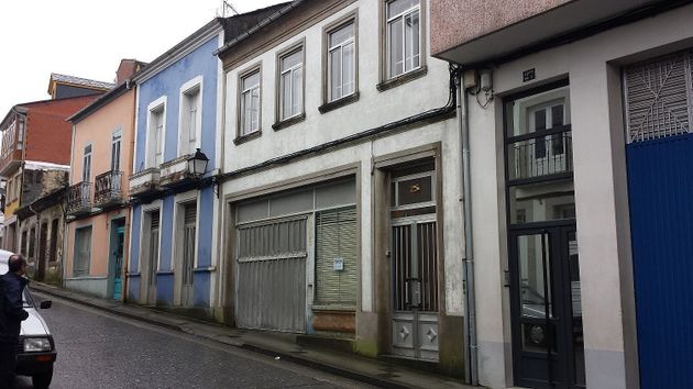Foto 1 de Casa adossada en venda a calle Herrería de 3 habitacions amb garatge
