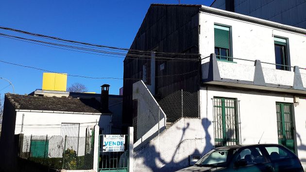 Foto 2 de Casa adossada en venda a Vilalba de 5 habitacions i 184 m²