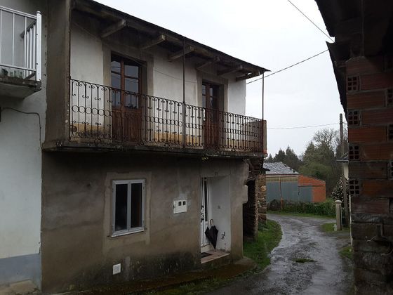 Foto 2 de Casa en venda a Vilalba de 2 habitacions amb garatge i jardí