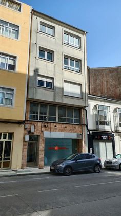 Foto 1 de Edifici en venda a calle De Galicia amb ascensor