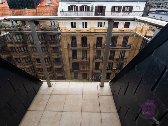 Foto 2 de Ático en venta en Centro - San Sebastián-Donostia de 1 habitación con balcón y aire acondicionado