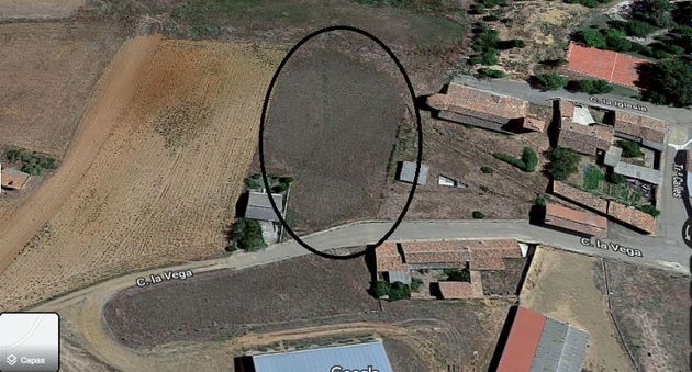 Foto 2 de Venta de terreno en calle La Vega de 2131 m²