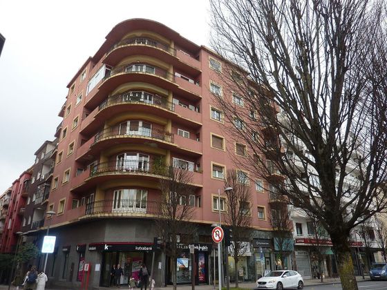 Foto 1 de Venta de piso en Centro - Mendibil - Santiago de 2 habitaciones con ascensor