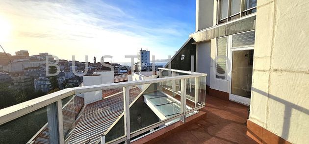 Foto 2 de Dúplex en venda a Areal – Zona Centro de 5 habitacions amb terrassa i garatge