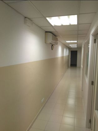 Foto 1 de Alquiler de oficina en Centre Vila de 85 m²