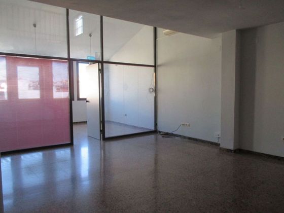 Foto 1 de Alquiler de oficina en Centre Vila de 80 m²