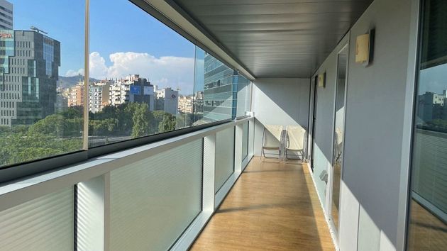 Foto 2 de Piso en venta en El Gornal de 3 habitaciones con terraza y balcón