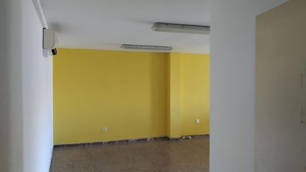 Foto 2 de Alquiler de oficina en Centre Vila de 65 m²