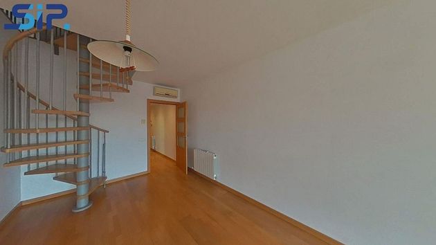 Foto 1 de Dúplex en venda a Barceloneta - Molí d'En Rovira de 3 habitacions amb terrassa i balcó