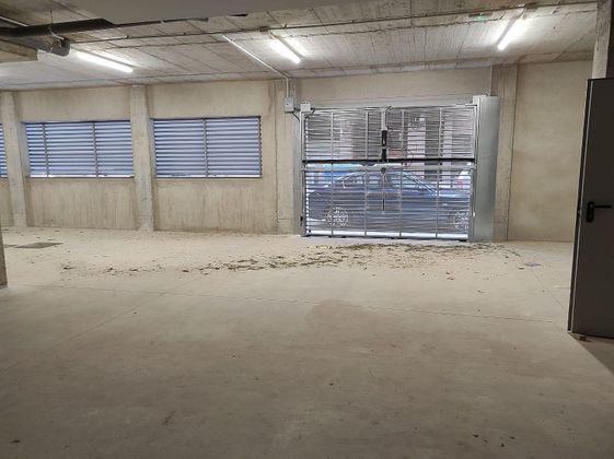 Foto 1 de Garaje en alquiler en Poble Nou de 12 m²