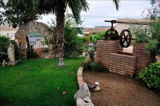 Foto 1 de Xalet en venda a Vilobí del Penedès de 6 habitacions amb terrassa i piscina