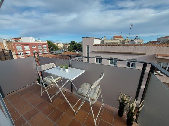 Foto 1 de Piso en venta en Poble Nou de 2 habitaciones con terraza y balcón