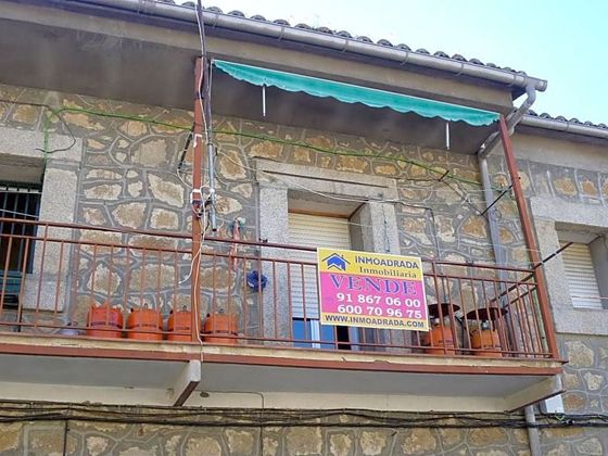 Foto 2 de Pis en venda a avenida Doctor Cifuentes de 3 habitacions amb terrassa i garatge