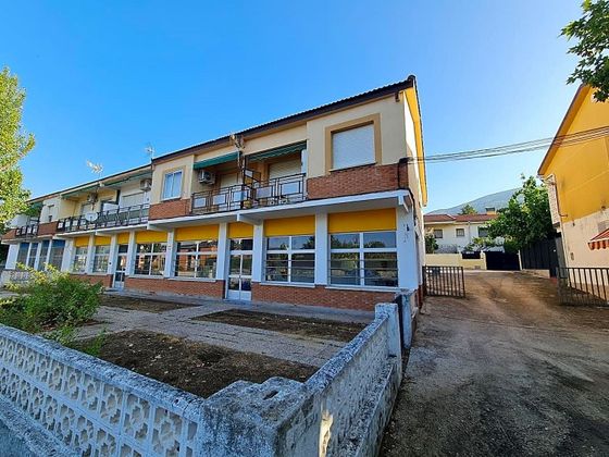 Foto 2 de Venta de piso en Adrada (La) de 3 habitaciones con terraza y aire acondicionado