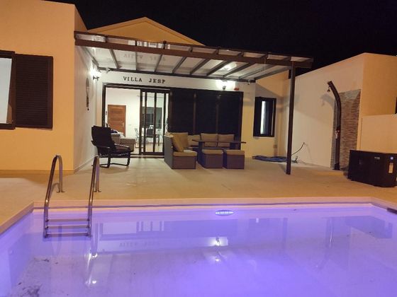 Foto 1 de Casa en lloguer a Playa Blanca de 3 habitacions amb terrassa i piscina