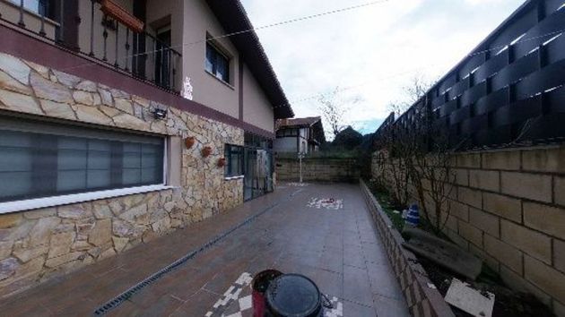 Foto 1 de Casa en venta en Valle de Mena de 4 habitaciones con terraza y garaje
