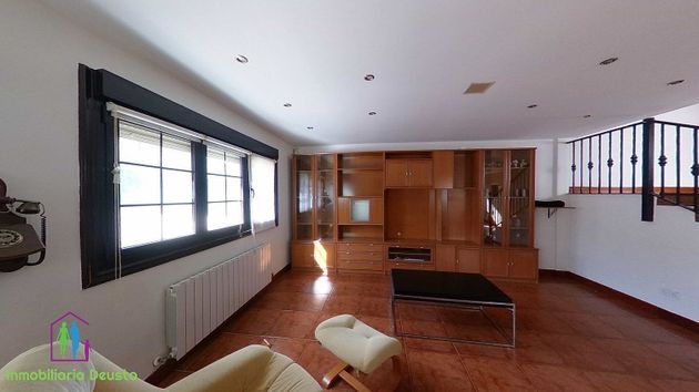 Foto 2 de Casa en venta en Valle de Mena de 4 habitaciones con terraza y garaje