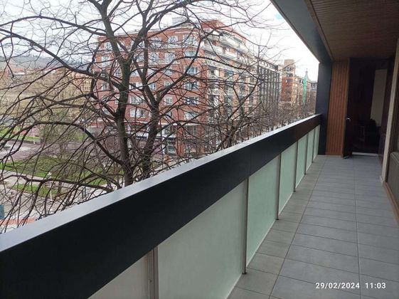 Foto 1 de Piso en venta en Indautxu de 5 habitaciones con terraza y calefacción