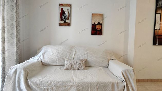 Foto 2 de Piso en venta en calle De la Pinada de 2 habitaciones con terraza y piscina