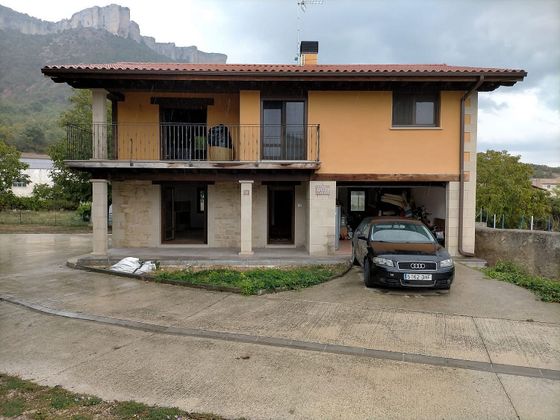 Foto 2 de Xalet en venda a Metauten de 3 habitacions amb terrassa i garatge