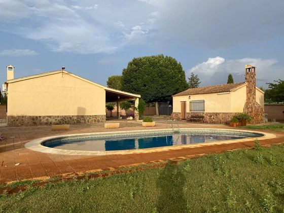 Foto 1 de Xalet en venda a Santa María de 3 habitacions amb piscina i jardí