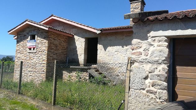 Foto 1 de Chalet en venta en Neves (As) de 2 habitaciones con terraza y jardín