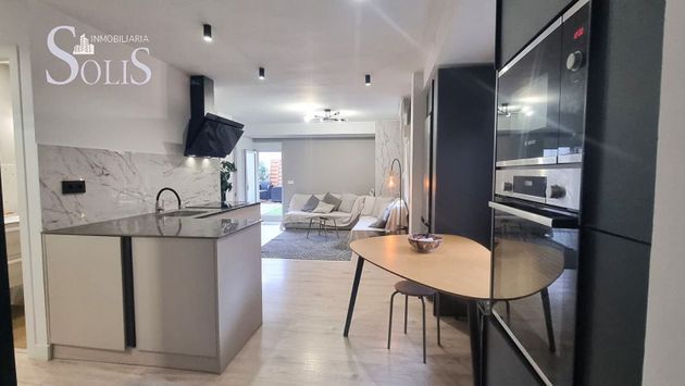 Foto 1 de Pis en lloguer a Milán - Pumarín - Teatinos de 2 habitacions amb terrassa i calefacció