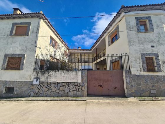 Foto 1 de Casa en venta en Martín de Yeltes de 5 habitaciones con terraza y garaje