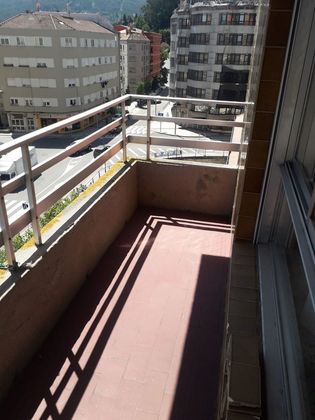 Foto 1 de Venta de piso en Marín de 4 habitaciones con balcón y ascensor