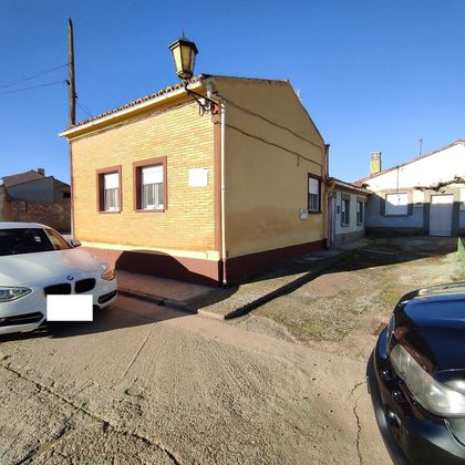 Foto 2 de Casa en venda a Venta de Baños de 2 habitacions amb calefacció