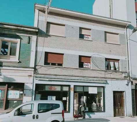 Foto 1 de Casa adossada en venda a San Martín del Rey Aurelio de 6 habitacions amb terrassa i garatge
