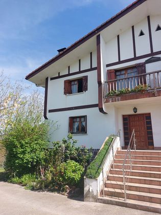 Foto 2 de Casa en venda a Urnieta de 4 habitacions amb terrassa i garatge