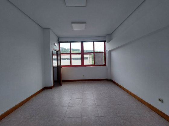 Foto 1 de Alquiler de oficina en Irura de 100 m²