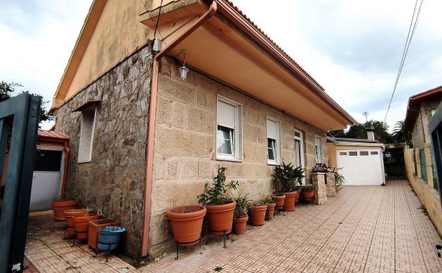 Foto 1 de Venta de chalet en Alcabre - Navia - Comesaña de 3 habitaciones con terraza y garaje