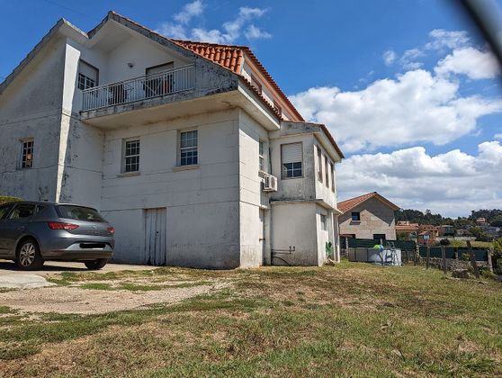 Foto 2 de Xalet en venda a Cabral - Candeán de 6 habitacions amb terrassa i garatge