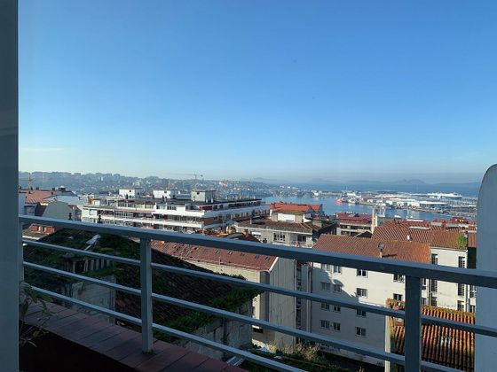 Foto 1 de Pis en lloguer a O Berbés - Peniche de 6 habitacions amb terrassa i garatge