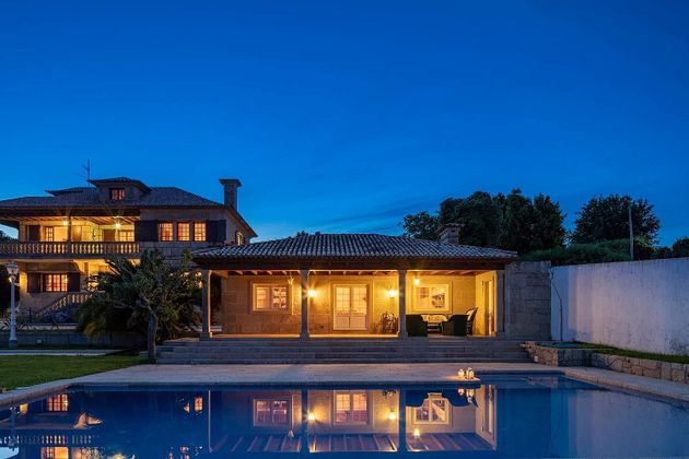 Foto 2 de Casa en venda a Nigrán de 5 habitacions amb terrassa i piscina