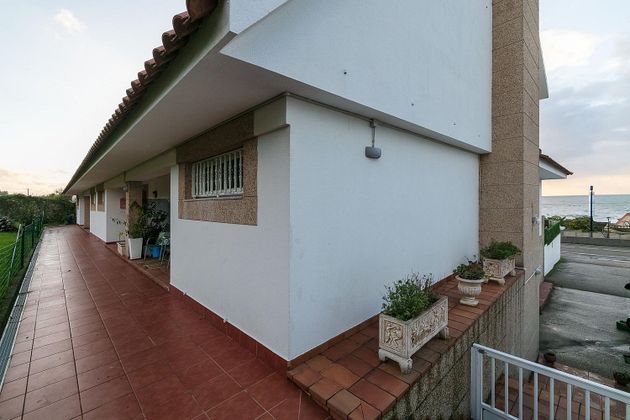 Foto 2 de Casa en venda a Oia de 3 habitacions amb terrassa i garatge