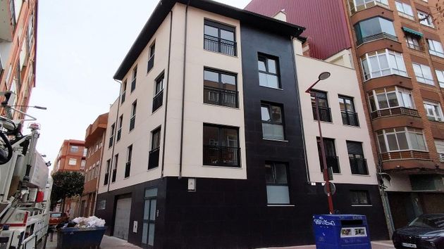Foto 1 de Àtic en venda a calle Vegafría de 3 habitacions amb terrassa i garatge