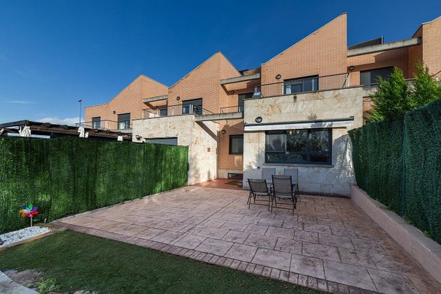 Foto 1 de Casa en venda a La Victoria - El Cabildo de 4 habitacions amb terrassa i garatge