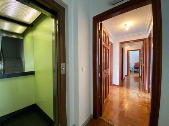 Foto 2 de Dúplex en venta en Tui de 5 habitaciones con terraza y garaje