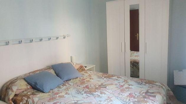 Foto 1 de Piso en venta en San Pablo y Santa Marina de 3 habitaciones con terraza y muebles