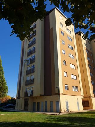 Foto 1 de Venta de piso en Villamuriel de Cerrato de 3 habitaciones con terraza y balcón